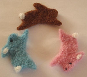 trio_of_felt_rabbits