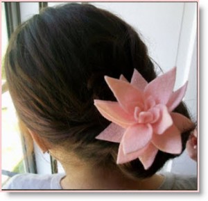 Felt Lotus Hair Clip Tutorial 2